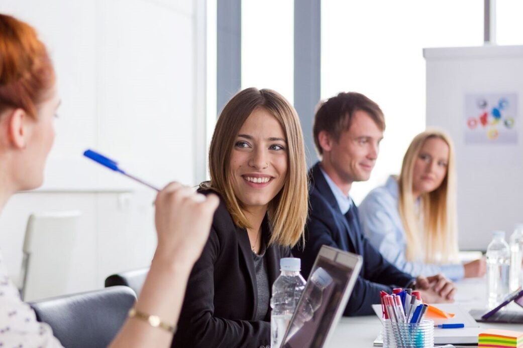 Online Kommunikationstrainings mit sicheren Terminen für offene Trainings -  Rhetorik, Präsentation und Kommunikation im Griff