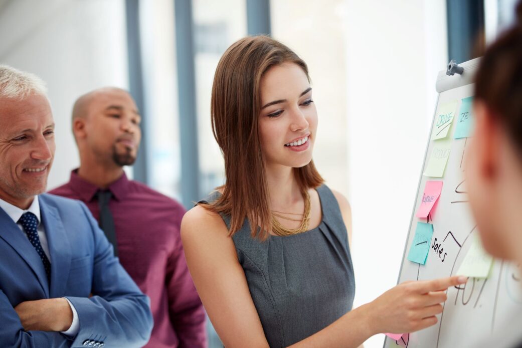 Sicher in das Vorstellungsgespräch – Mit dem neuen Seminar Bewerbungstraining Gesprächsführung, Rhetorik und Kommunikation verbessern