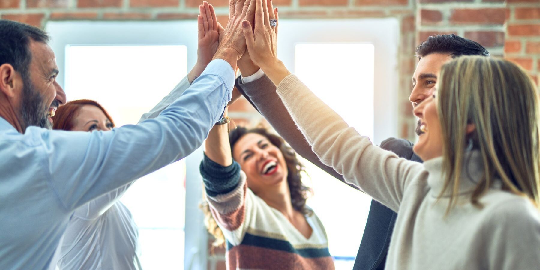 Digitale Weiterbildung 2020/2021: von Euphorie zum Webinar-Frust - Personalentwickler und Führungskräfte konzentrieren sich auf Kernthemen der betrieblichen Bildung